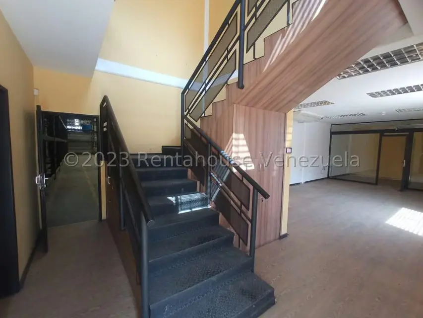 Local Comercial en Venta en Zona Industrial 2, Lara - 2
