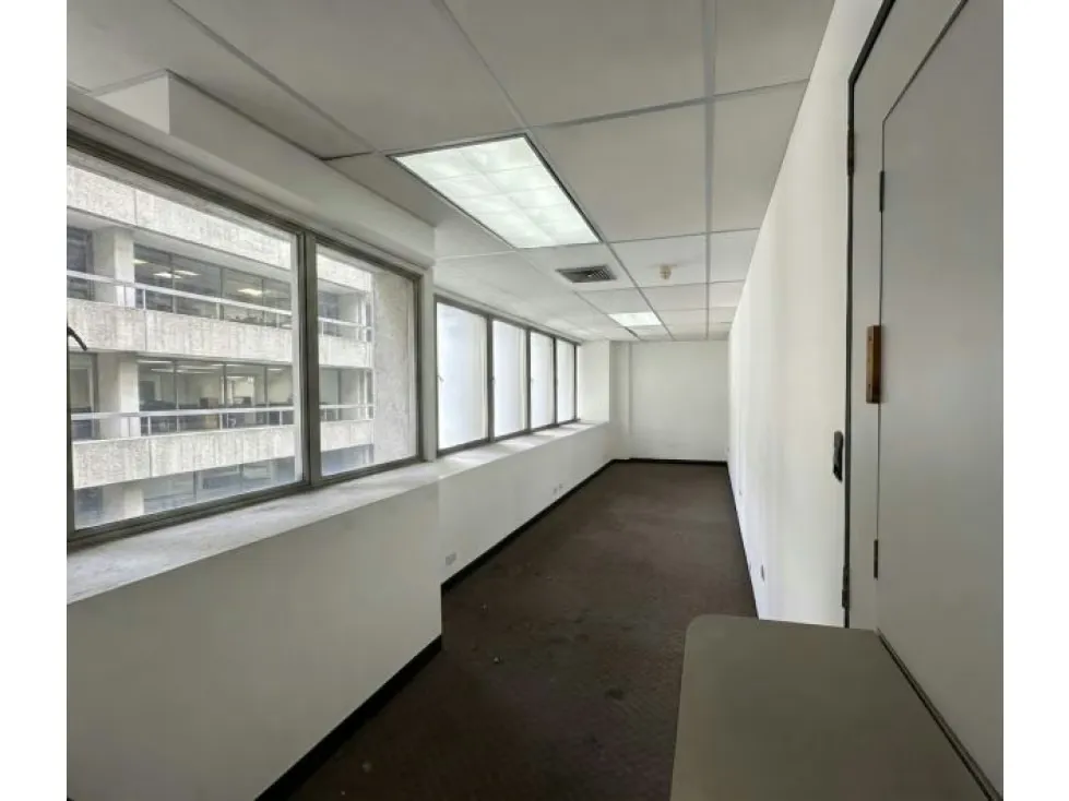 Oficina en venta Mene Grande en Los Palos Grandes OsVi - 14