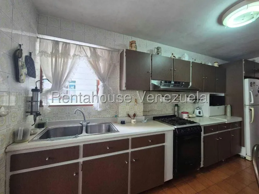 Apartamento (1 Nivel) en Venta en El Marques, Distrito Metropolitano - 12