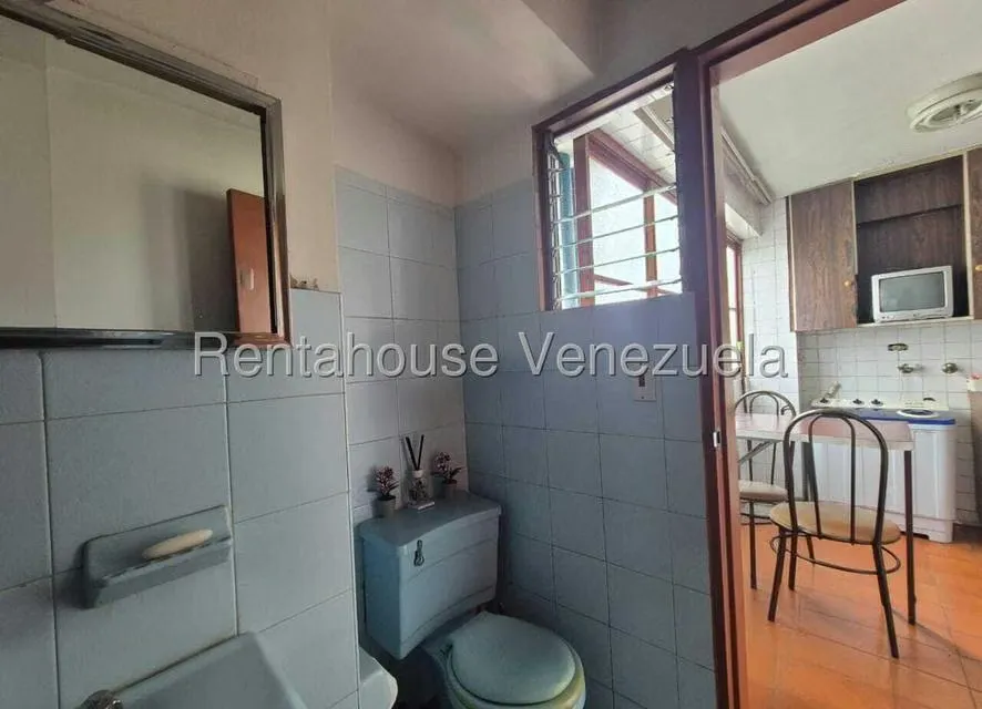 Apartamento (1 Nivel) en Venta en El Marques, Distrito Metropolitano - 16