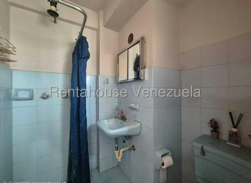 Apartamento (1 Nivel) en Venta en El Marques, Distrito Metropolitano - 17