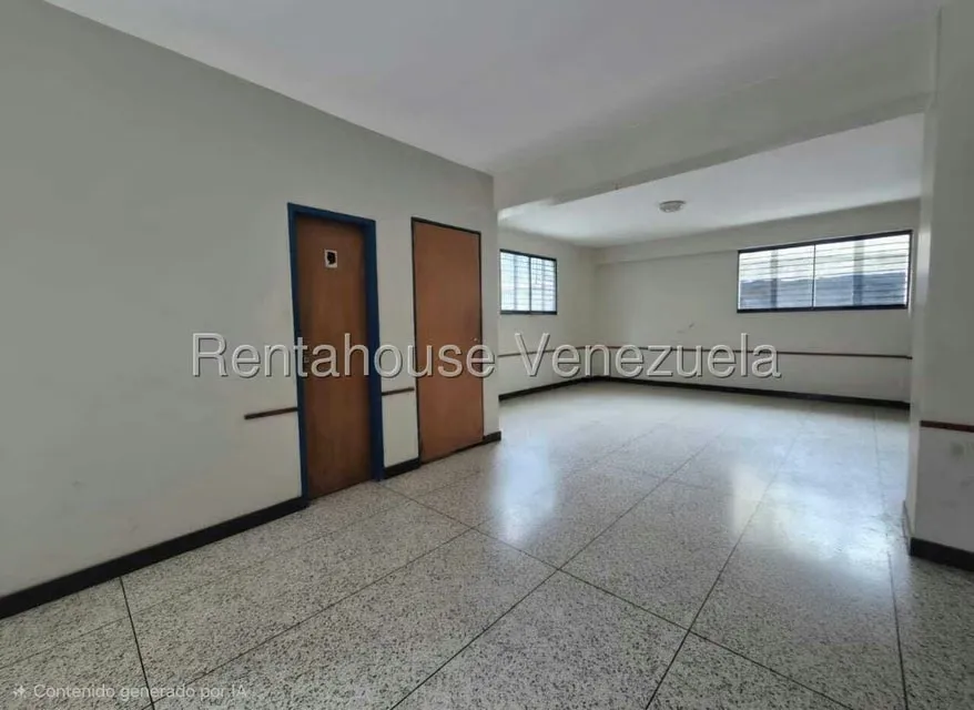 Apartamento (1 Nivel) en Venta en El Marques, Distrito Metropolitano - 35