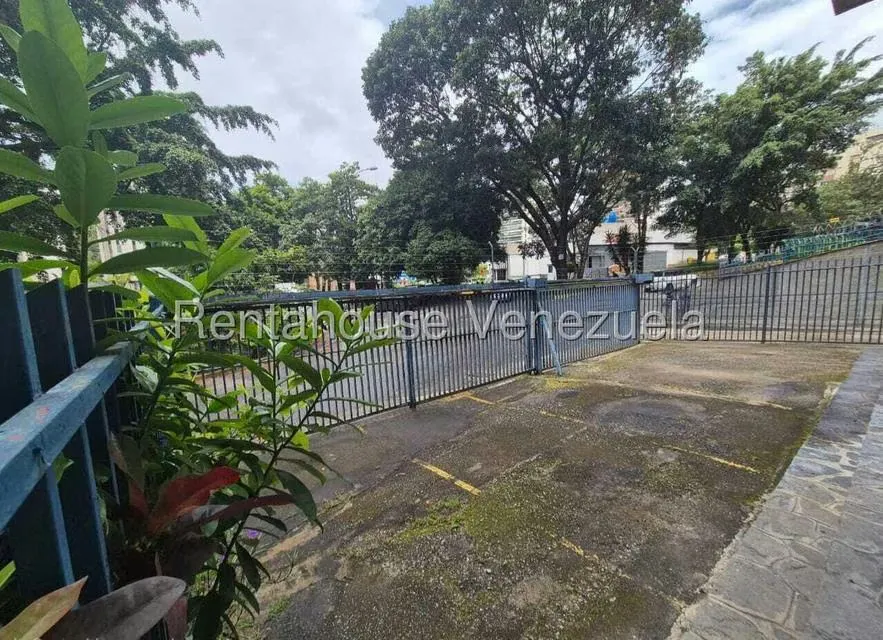 Apartamento (1 Nivel) en Venta en El Marques, Distrito Metropolitano - 40