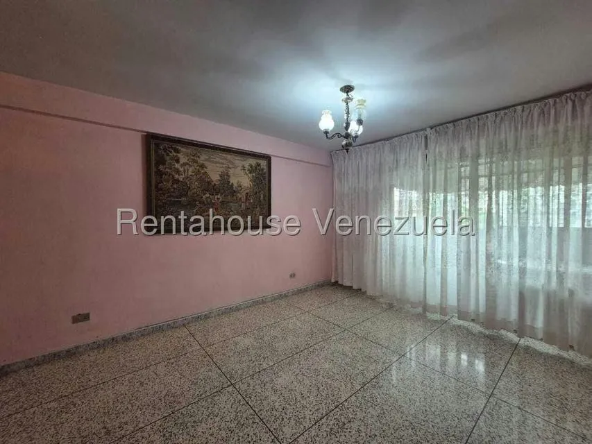 Apartamento (1 Nivel) en Venta en El Marques, Distrito Metropolitano - 7
