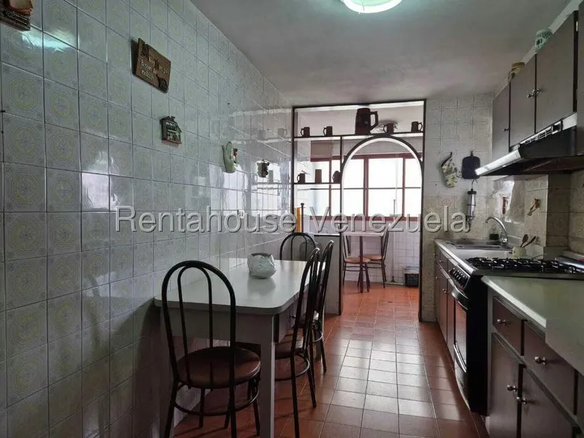 Apartamento (1 Nivel) en Venta en El Marques, Distrito Metropolitano - 10