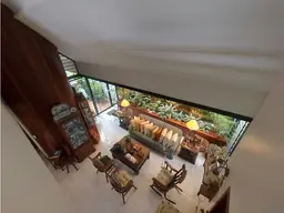 View 10