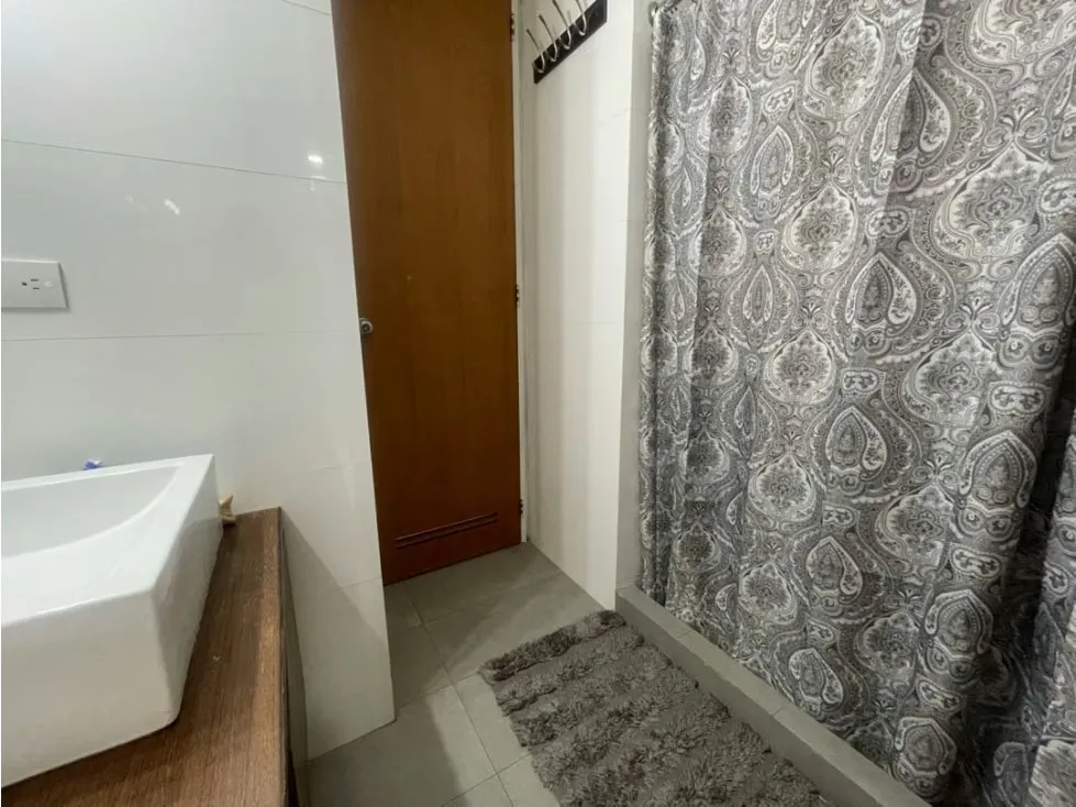 HERMOSO APTO EN ALQUILER LOS NARANJOS DE LAS MERCEDES 64m2 - 23