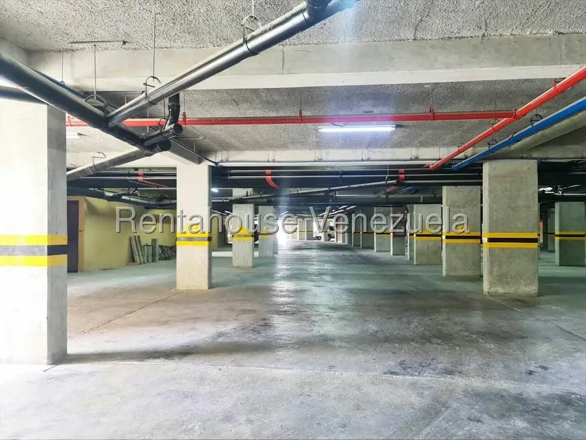 Apartamento (1 Nivel) en Venta en Colinas de Valle Arriba / Mirador de Los Campitos, Distrito Metropolitano - 24