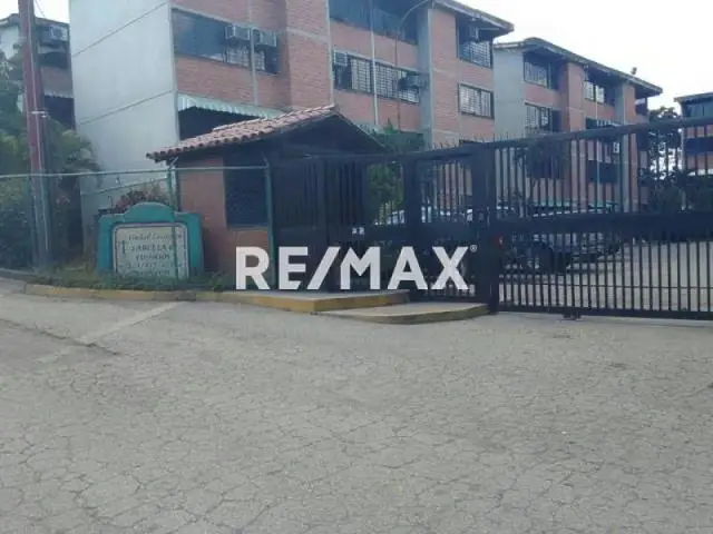 Venta de Apartamento 73 Mtrs2, Piso 2, Ciudad Casarapa, Guarenas