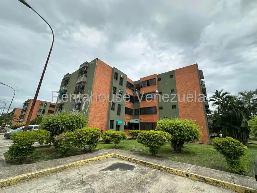 Apartamento (1 Nivel) en Venta en Conjunto residencial Narayola, Aragua