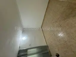 View 25