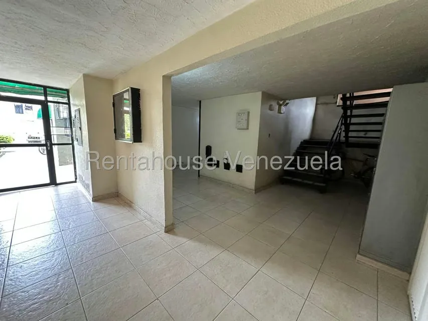Apartamento (1 Nivel) en Venta en Conjunto residencial Narayola, Aragua - 3