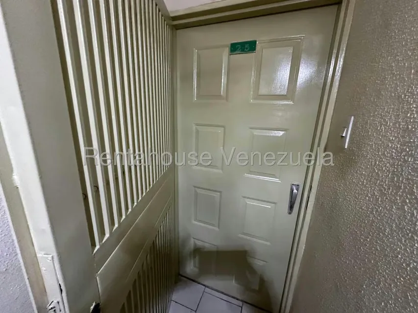 Apartamento (1 Nivel) en Venta en Conjunto residencial Narayola, Aragua - 6