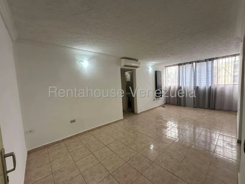 Apartamento (1 Nivel) en Venta en Conjunto residencial Narayola, Aragua - 7