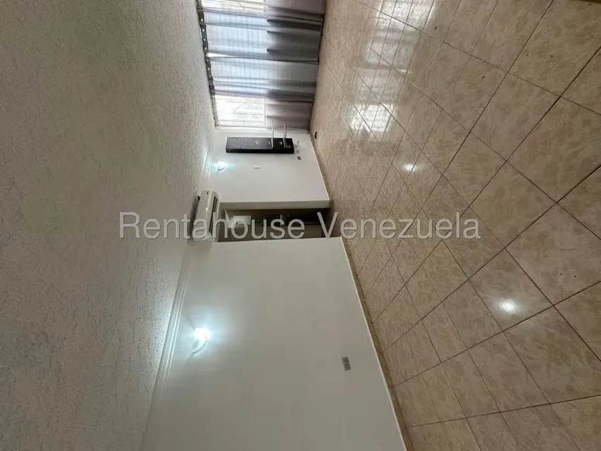 Apartamento (1 Nivel) en Venta en Conjunto residencial Narayola, Aragua - 10