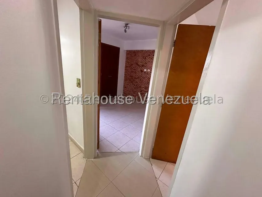 Apartamento (1 Nivel) en Alquiler en Los Mangos, Carabobo - 13