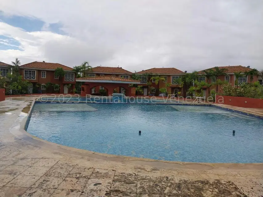 Townhouse (Duplex) en Venta en Puerto Encantado, Miranda - 36