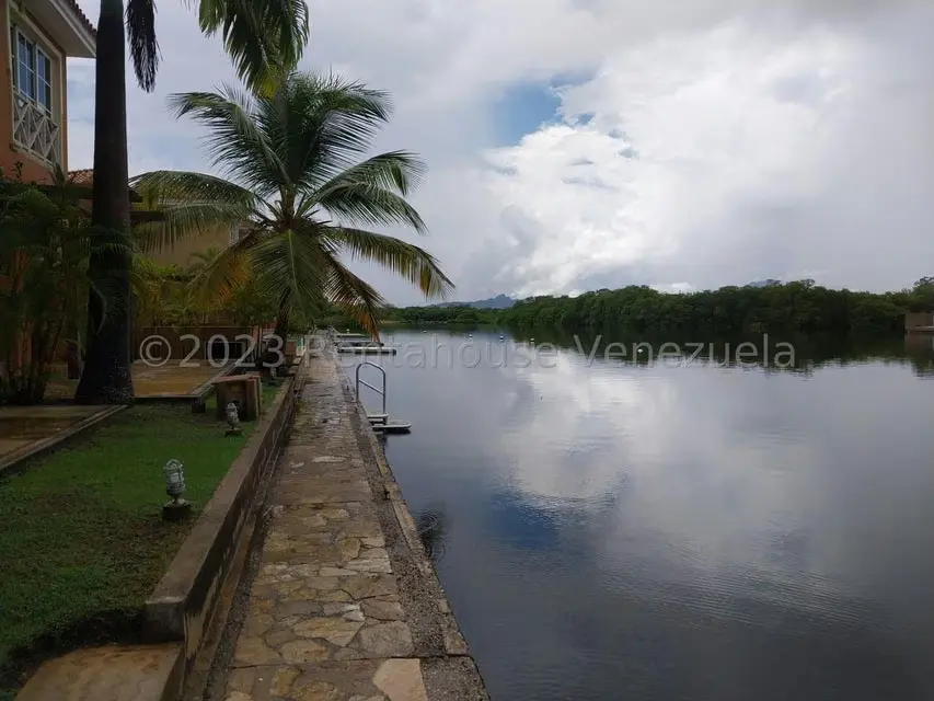 Townhouse (Duplex) en Venta en Puerto Encantado, Miranda - 44