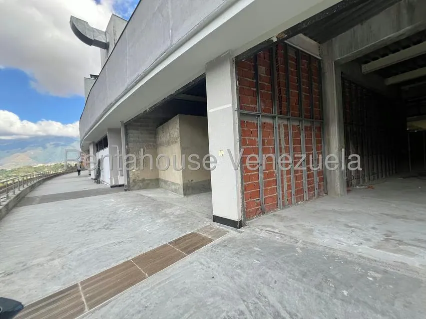 Local Comercial en Alquiler en Los Naranjos del Cafetal, Distrito Metropolitano - 3