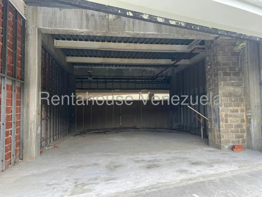 Local Comercial en Alquiler en Los Naranjos del Cafetal, Distrito Metropolitano - 4