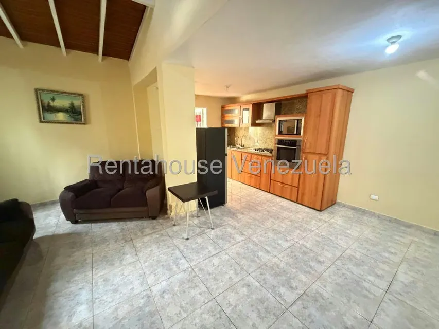Casa (1 Nivel) en Alquiler en Casa de Campo, Portuguesa - 5