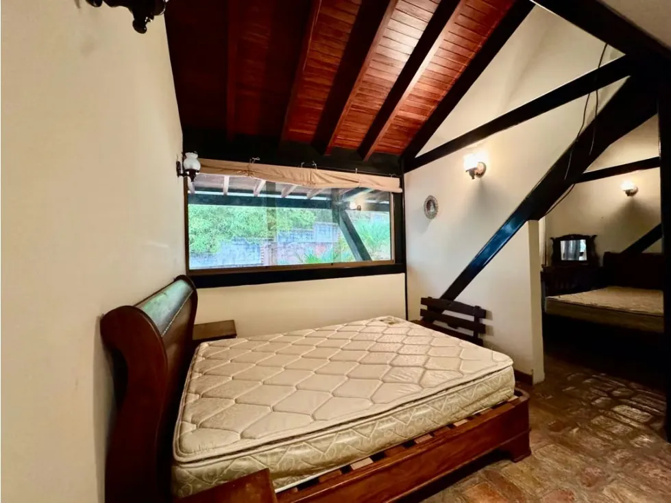 Se vende casa 950m2 6h+s/7b/7p La Union - 24