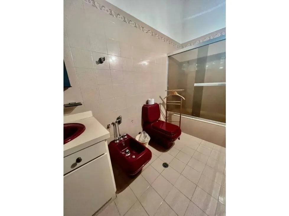 Vendo casa 1000m2 5h+2s/9b/9p La Lagunita 8340 - 11