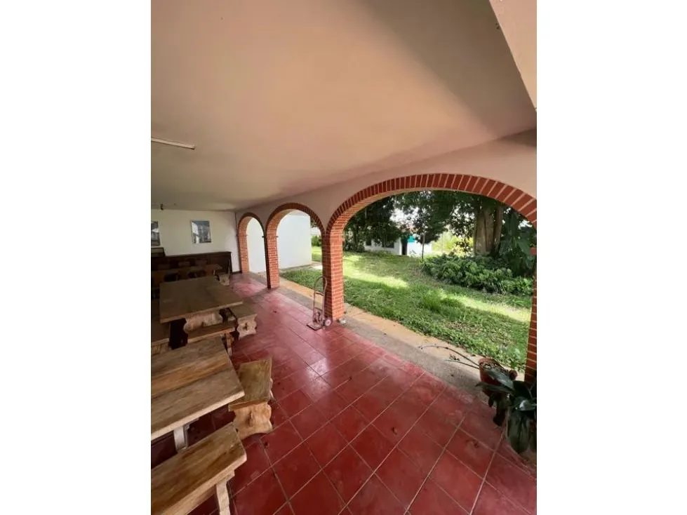 Vendo casa 1000m2 5h+2s/9b/9p La Lagunita 8340 - 17