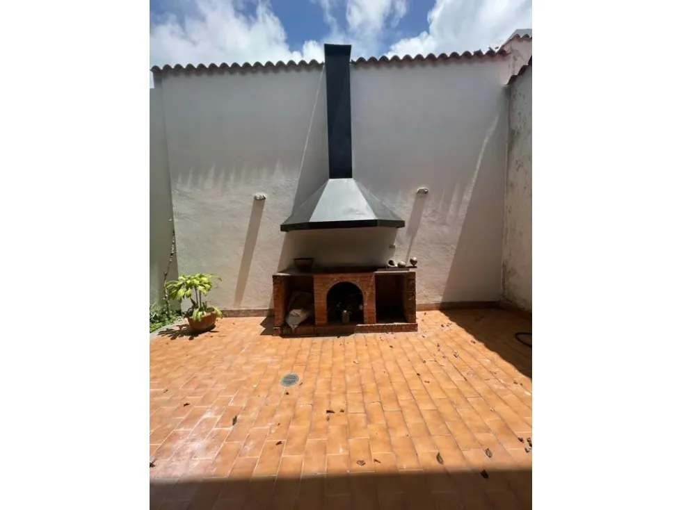 Vendo casa 1000m2 5h+2s/9b/9p La Lagunita 8340 - 6