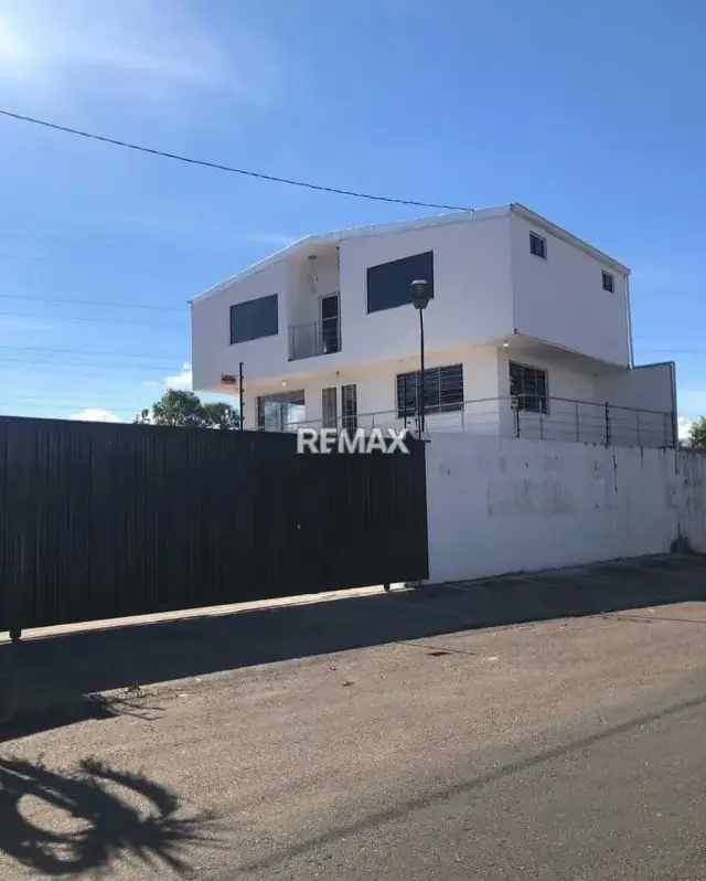Galpon. Venta. Zona Industrial De Paramillo