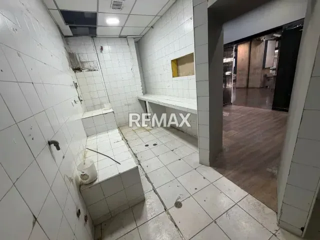 LOCAL COMERCIAL C C SANTA FE 30 MTS ALQUILER - 7