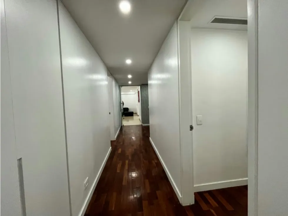 Vendo apartamento en calle privada 215m2 Campo Alegre 6416 - 19
