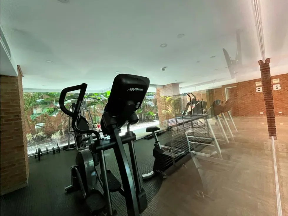 Vendo apartamento en calle privada 215m2 Campo Alegre 6416 - 5