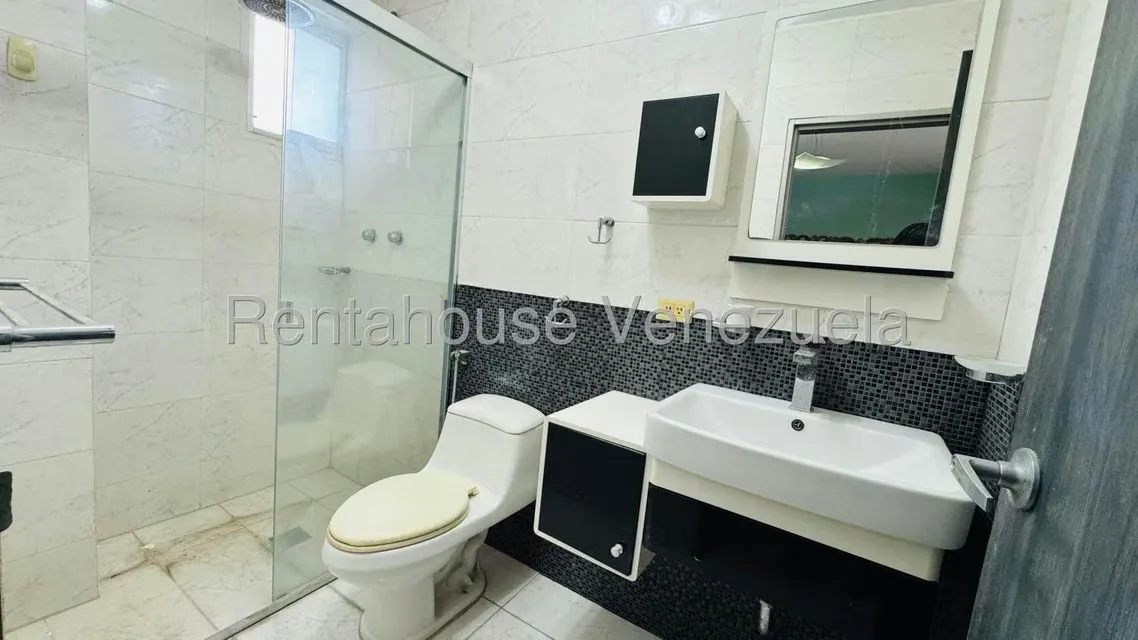 Apartamento (1 Nivel) en Venta en Centro, Aragua - 15