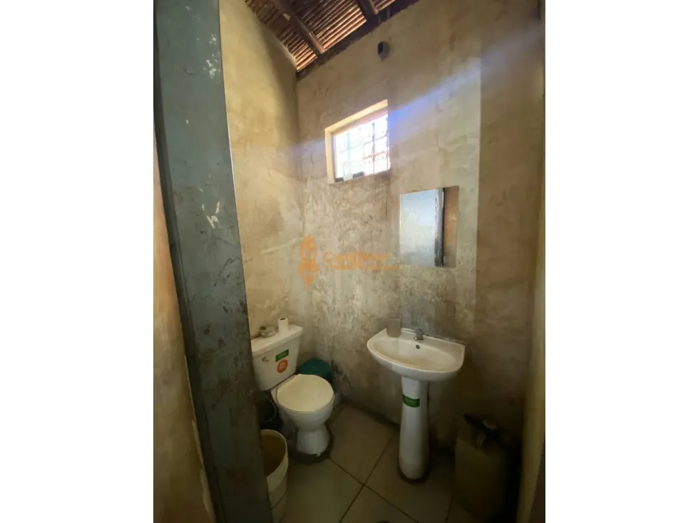 VENTA DE CASA COMERCIAL EN EL CENTRO DE VELENCIA - 3