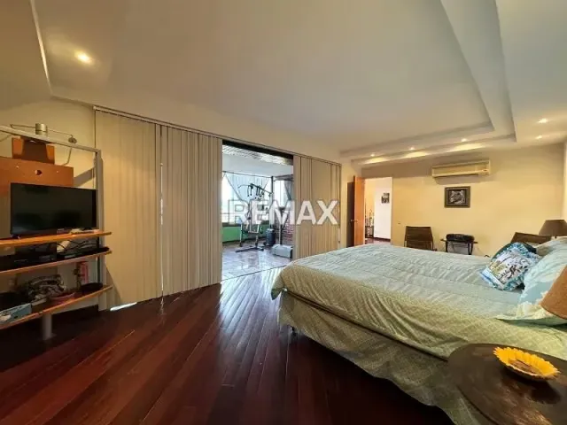 Venta PH La Tahona 554 m2. 6H,8B,5E,1M. Pozo de Agua - 14