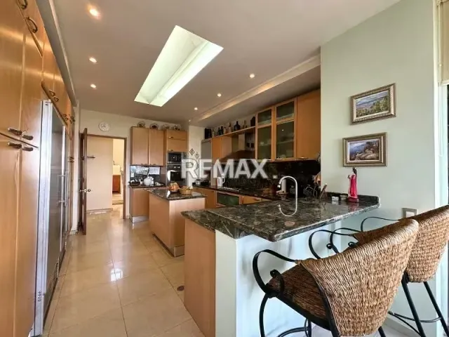Venta PH La Tahona 554 m2. 6H,8B,5E,1M. Pozo de Agua - 8