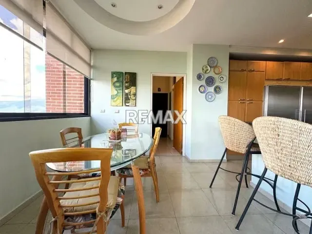 Venta PH La Tahona 554 m2. 6H,8B,5E,1M. Pozo de Agua - 9