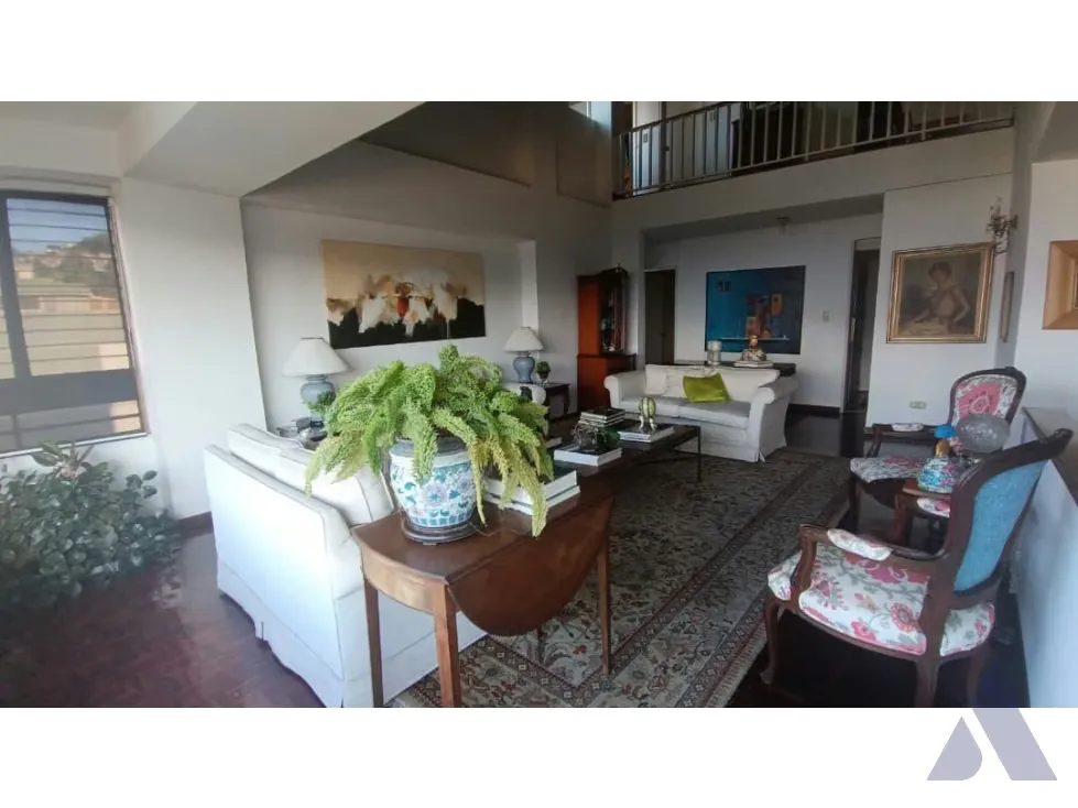 Se vende PH 470m2 Los Naranjos 3679 - 3