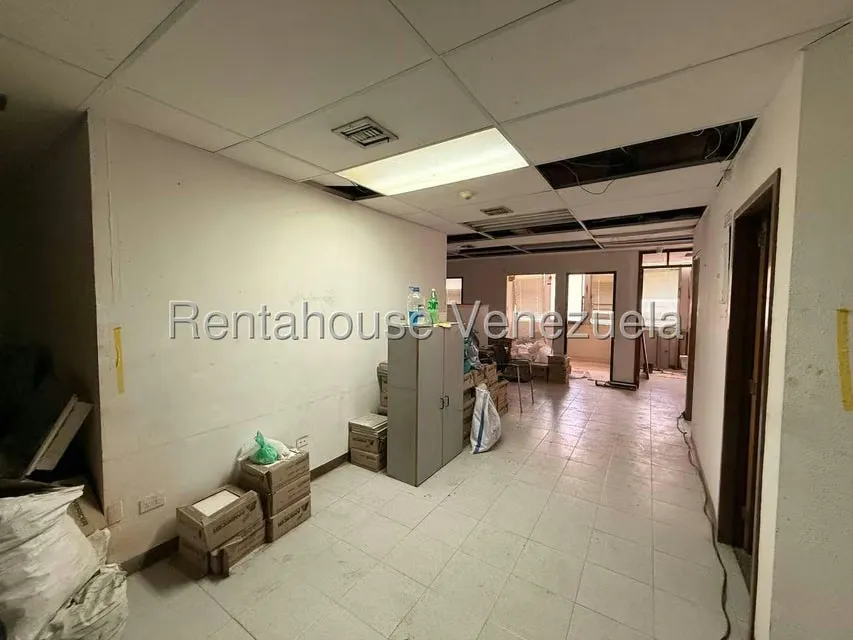 Oficina en Venta en El Rosal, Distrito Metropolitano - 2