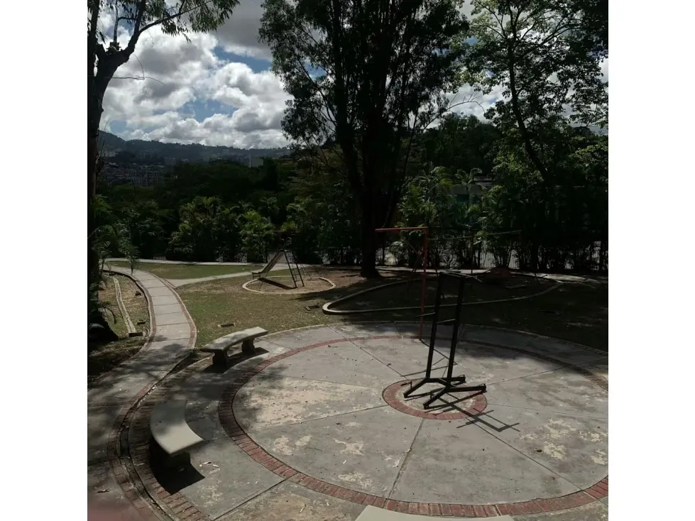 Apartamento en venta en Colinas de Valle Arriba - 25