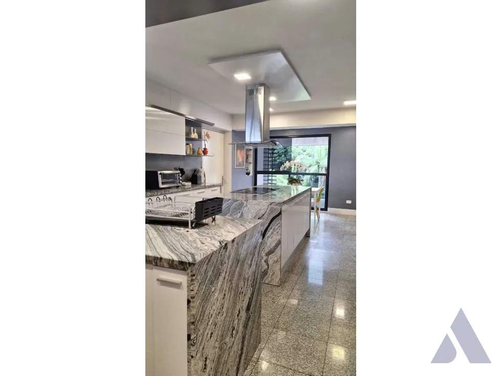 Se vende aparamento duplex 580m2 Los Palos Grandes 5515 - 12