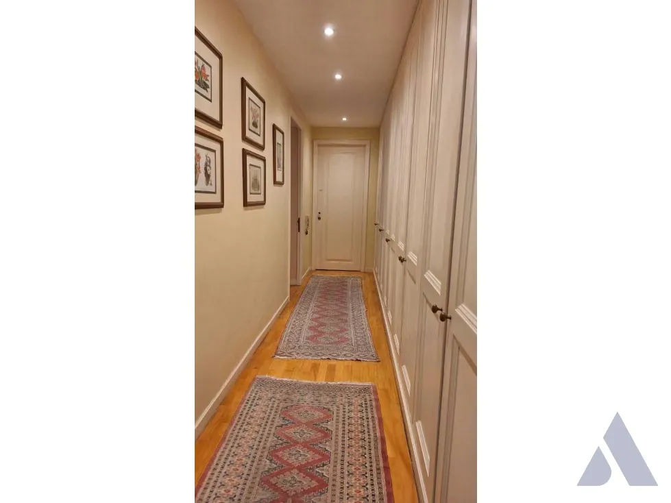 Se vende aparamento duplex 580m2 Los Palos Grandes 5515 - 21