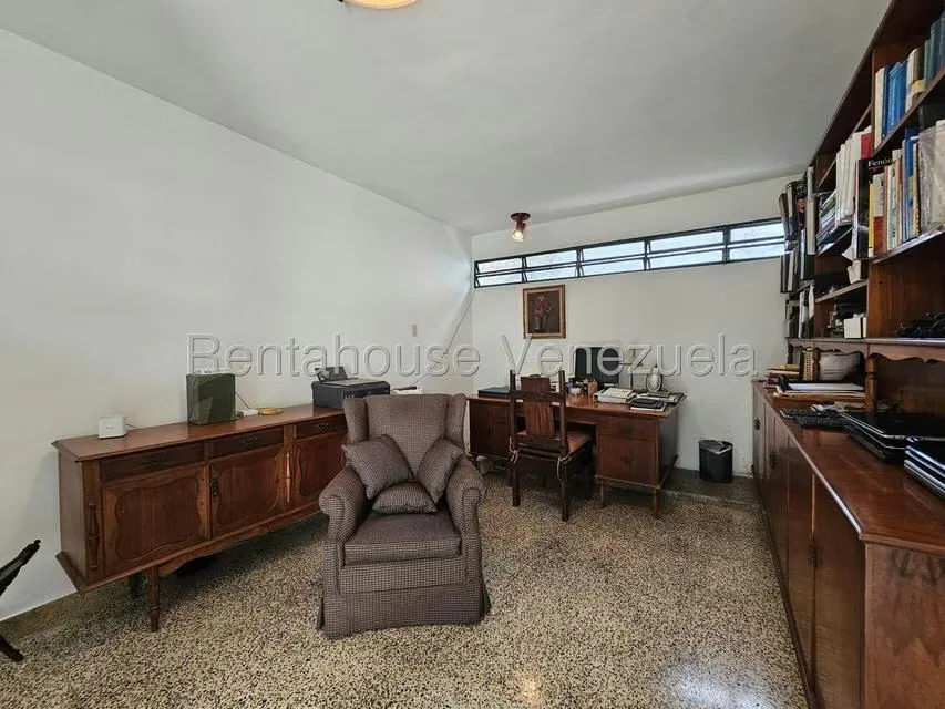 Casa (1 Nivel) en Venta en San Roman, Distrito Metropolitano - 48