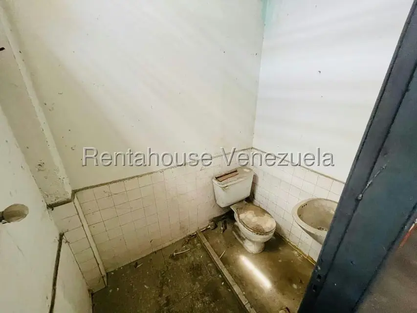 Local Comercial en Venta en Centro, Lara - 9