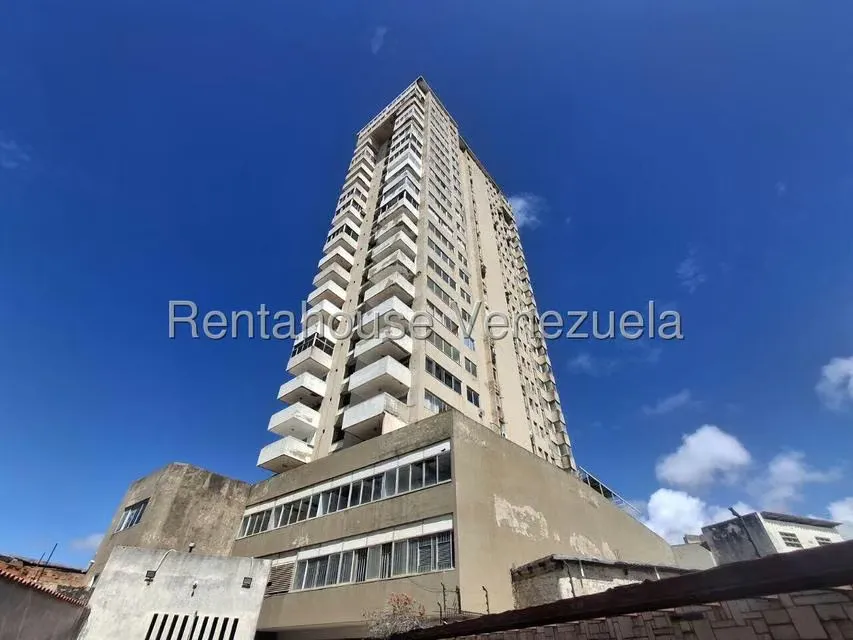 Apartamento (1 Nivel) en Venta en Porlamar, Nueva Esparta - 2