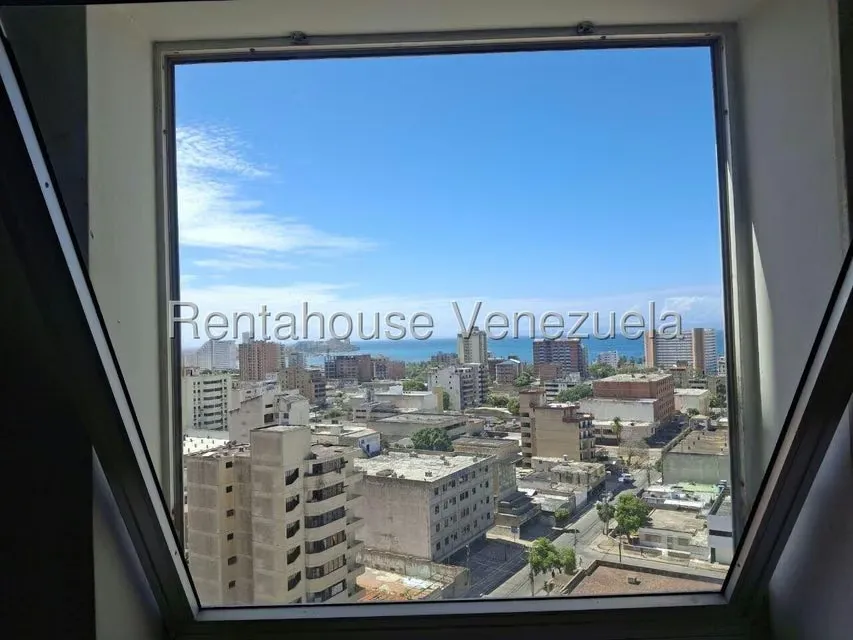 Apartamento (1 Nivel) en Venta en Porlamar, Nueva Esparta - 19