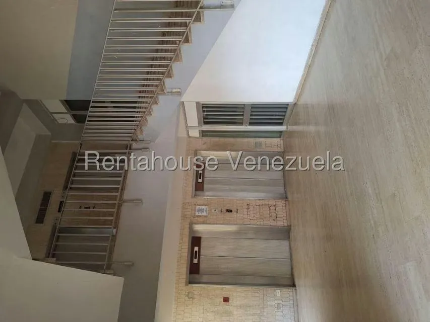 Apartamento (1 Nivel) en Venta en Porlamar, Nueva Esparta - 4