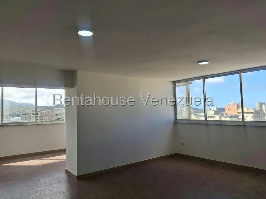 Apartamento (1 Nivel) en Venta en Porlamar, Nueva Esparta - 5