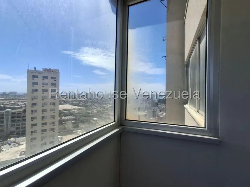 Apartamento (1 Nivel) en Venta en Porlamar, Nueva Esparta - 9